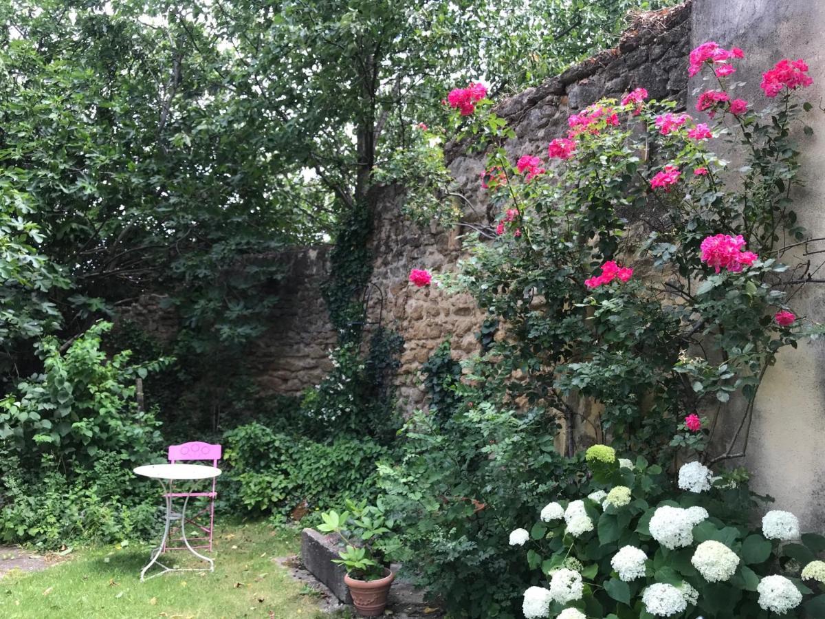 수즈-라-루스 Les Aiguieres En Provence B&B 외부 사진
