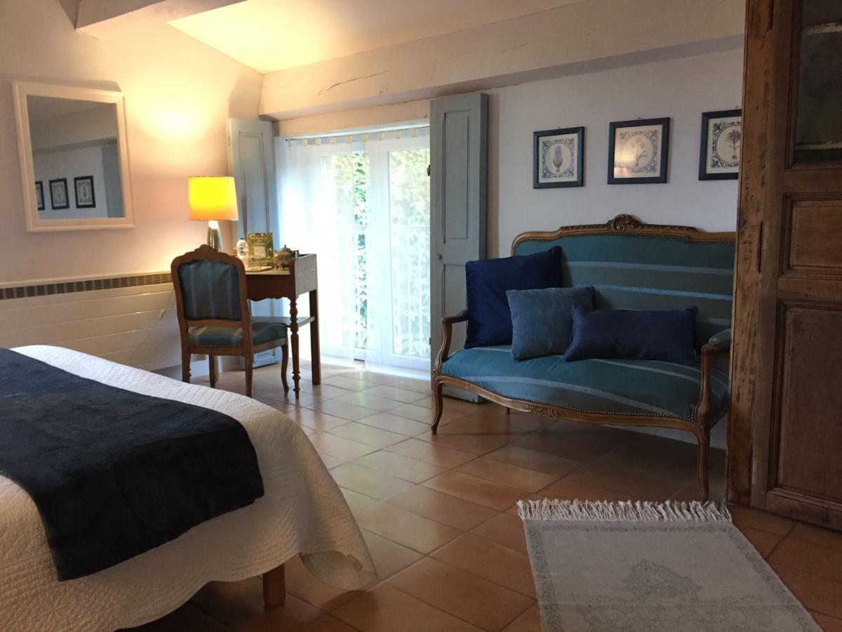 수즈-라-루스 Les Aiguieres En Provence B&B 외부 사진