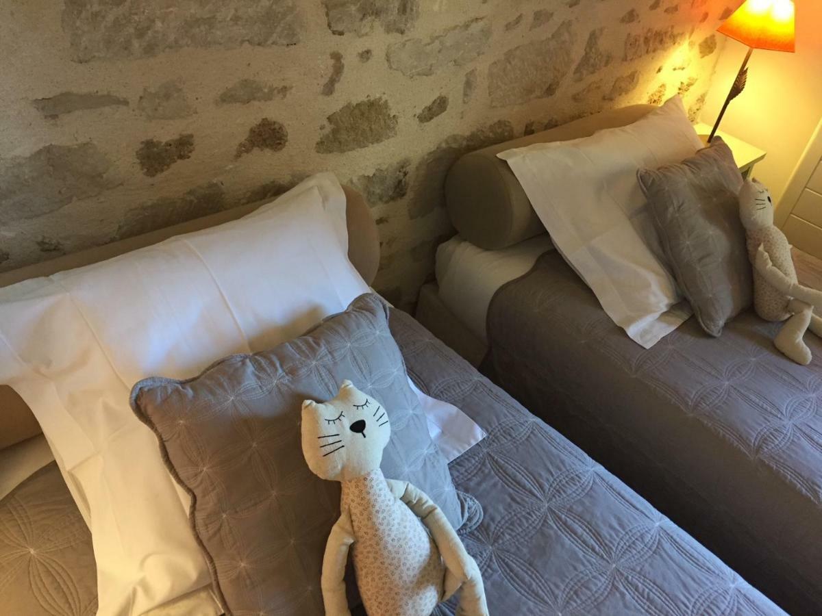 수즈-라-루스 Les Aiguieres En Provence B&B 외부 사진