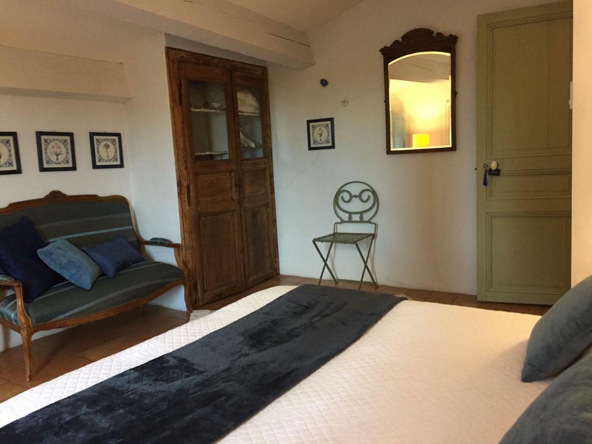 수즈-라-루스 Les Aiguieres En Provence B&B 외부 사진