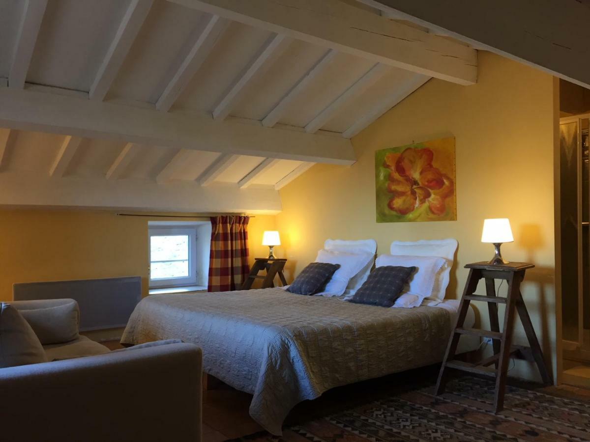 수즈-라-루스 Les Aiguieres En Provence B&B 외부 사진